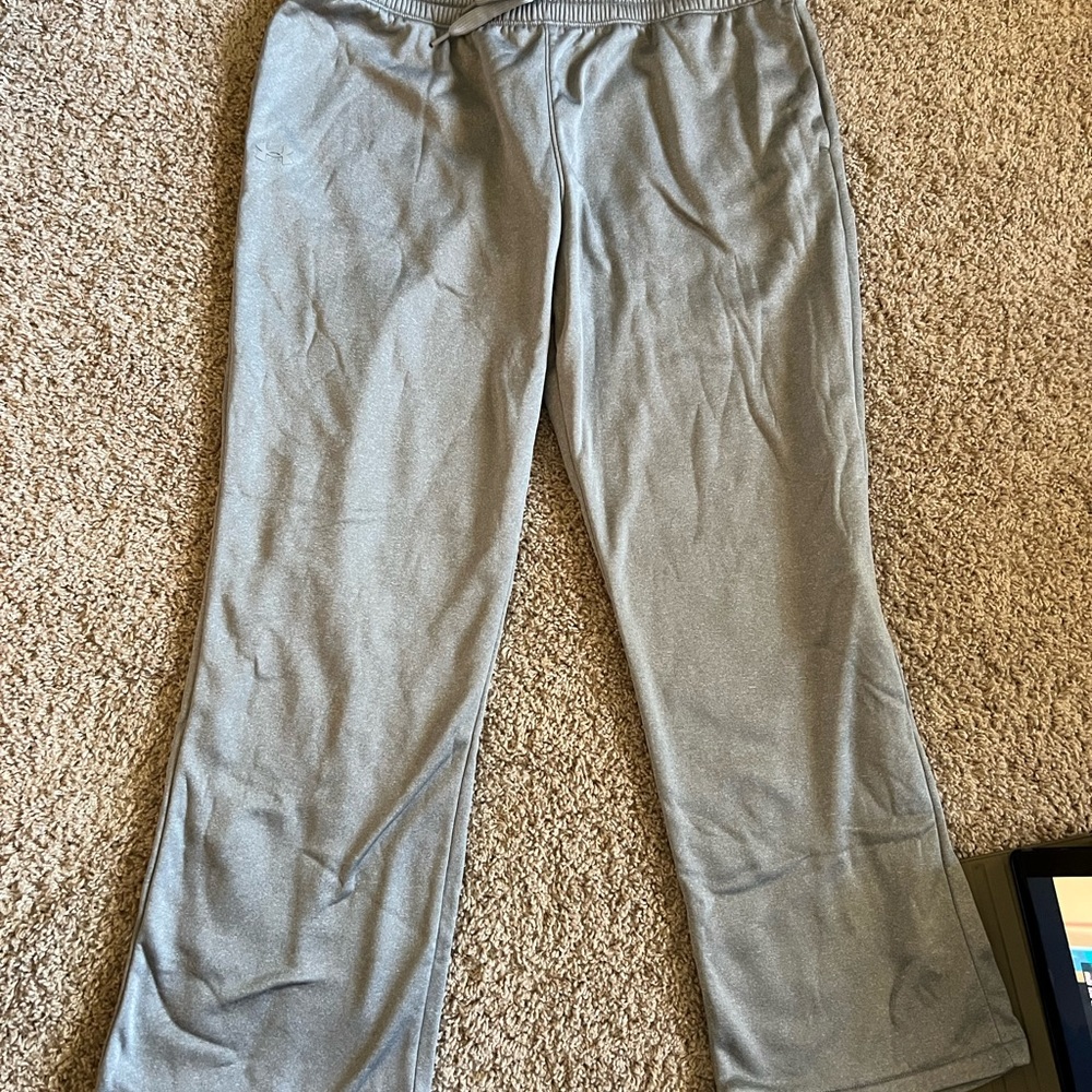 Under Amour men sweatpants and sweatshirt